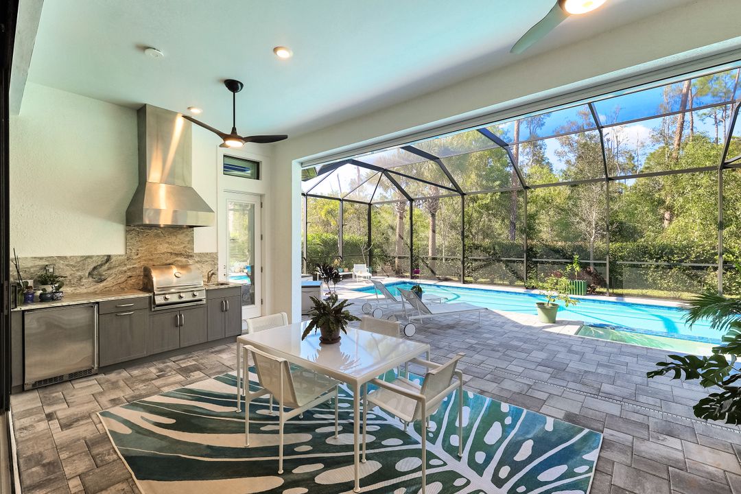 16249 Verilyn Cir, Naples, FL 34110