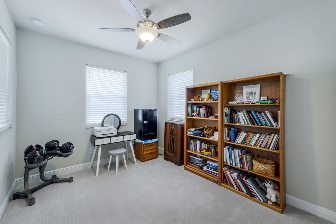 1776 Birdie Dr, Naples, FL 34120