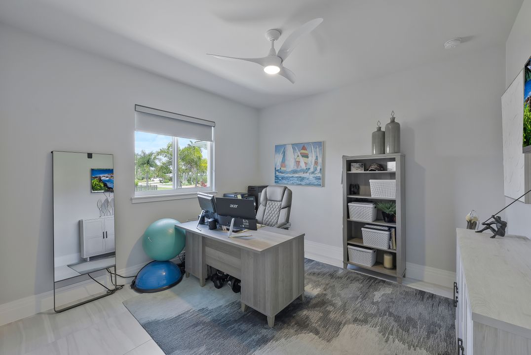 3816 SE 21st Pl, Cape Coral, FL 33904