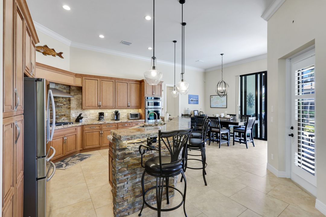 35 Covewood Ct, Marco Island, FL 34145