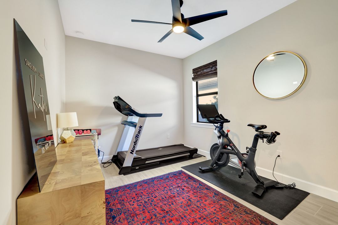 20410 Pebble Gln Dr, Estero, FL 33928
