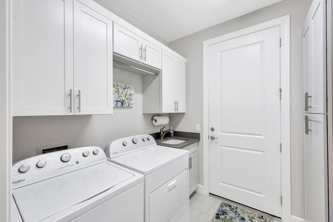 19184 Aqua Shore Dr, Fort Myers, FL 33913