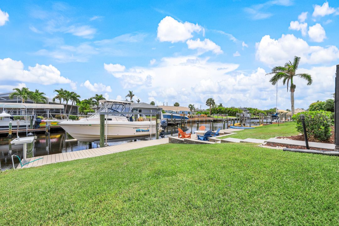 5309 SW 11th Pl, Cape Coral, FL 33914