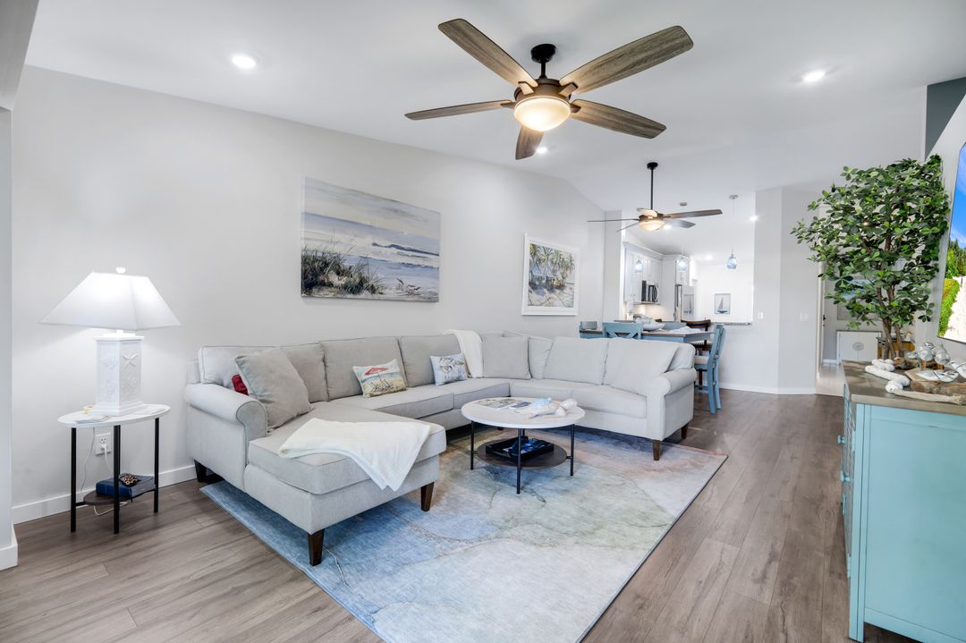 810 New Waterford Dr #203, Naples, FL 34104
