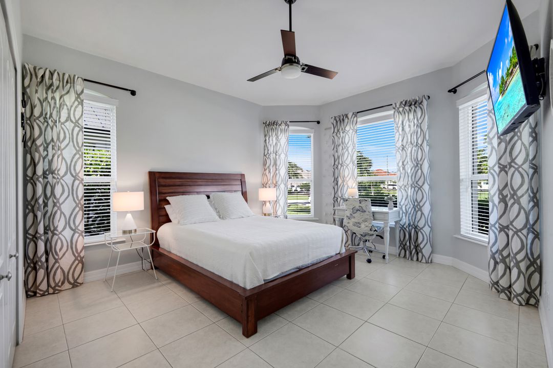 5311 SW 26th Ct, Cape Coral, FL 33914