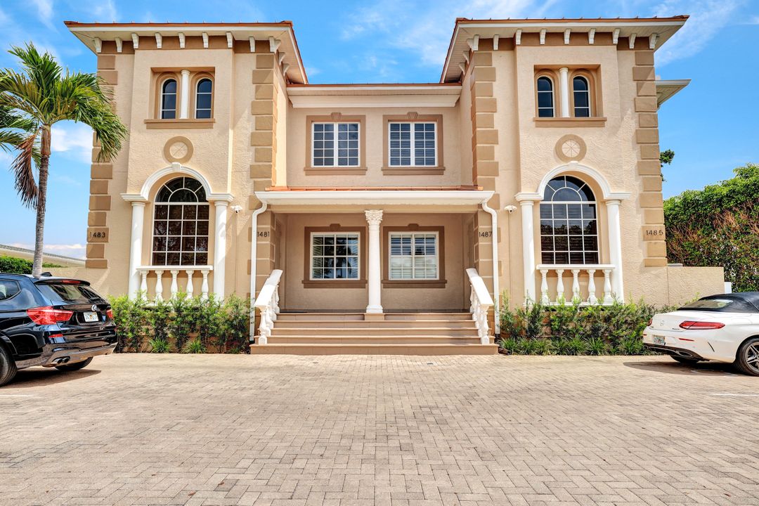 1485 Chesapeake Ave, Naples, FL 34102