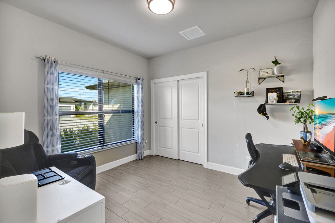 306 SW 28th Terrace, Cape Coral, FL 33914