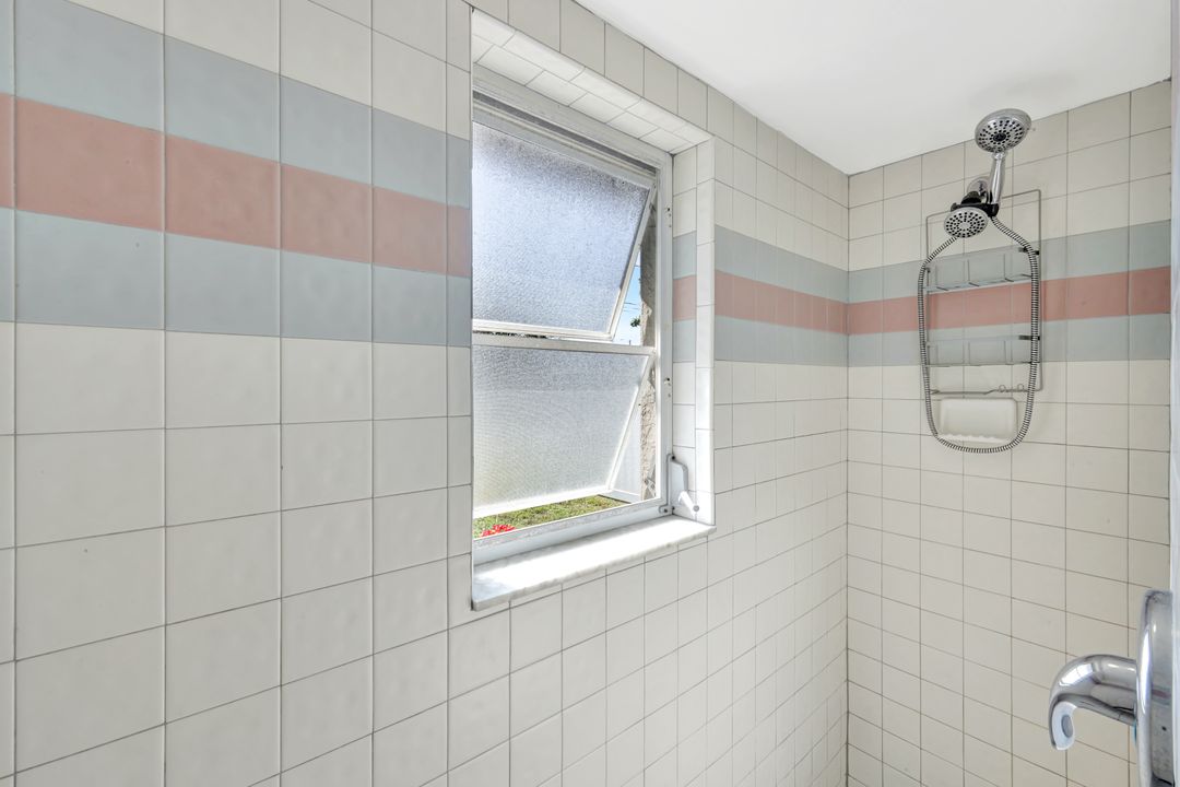 314 SE 19th St, Cape Coral, FL 33990