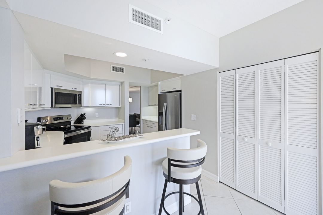 980 Cape Marco Dr #1407, Marco Island, FL 34145