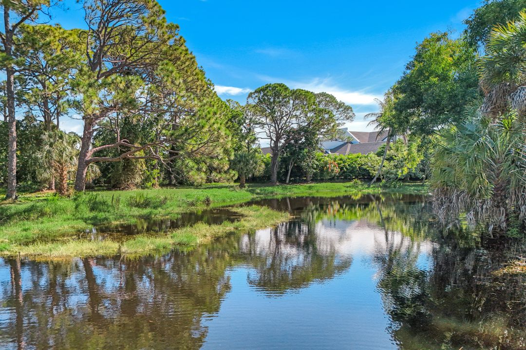 23 Center St, Naples, FL 34108