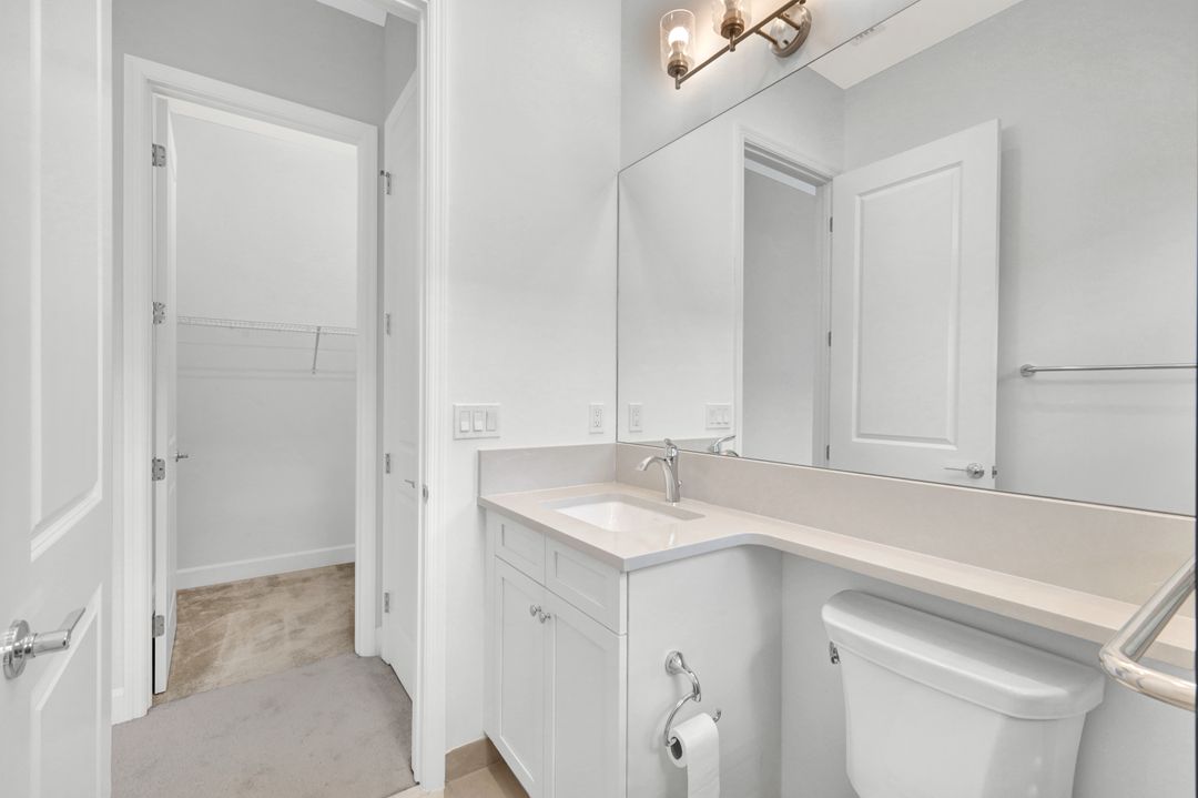 12261 Windamere Trl, Naples, FL 34120