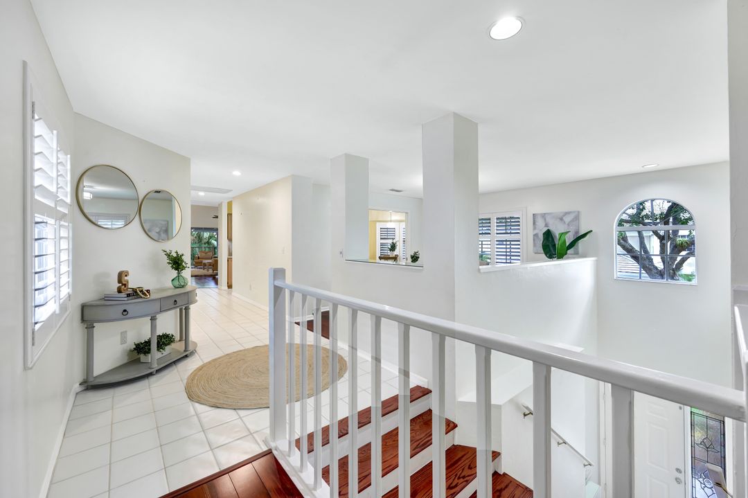 2811 Aintree Ln  #E204, Naples, FL 34112