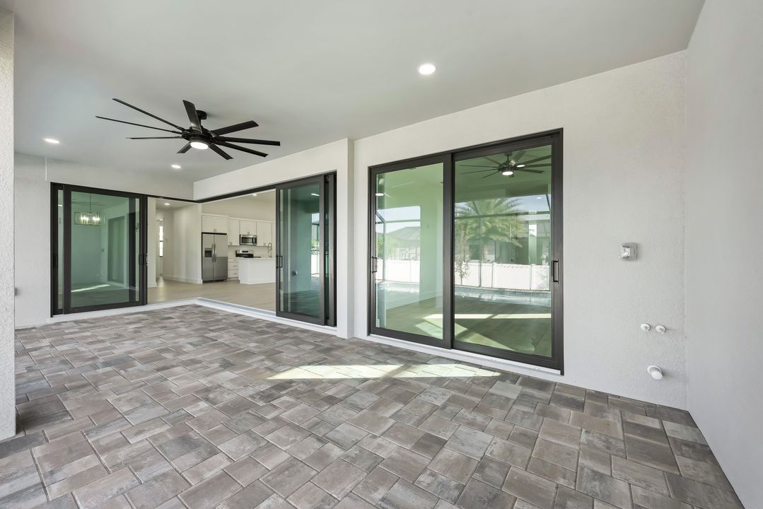 1600 NW 38th Ave, Cape Coral, FL 33993