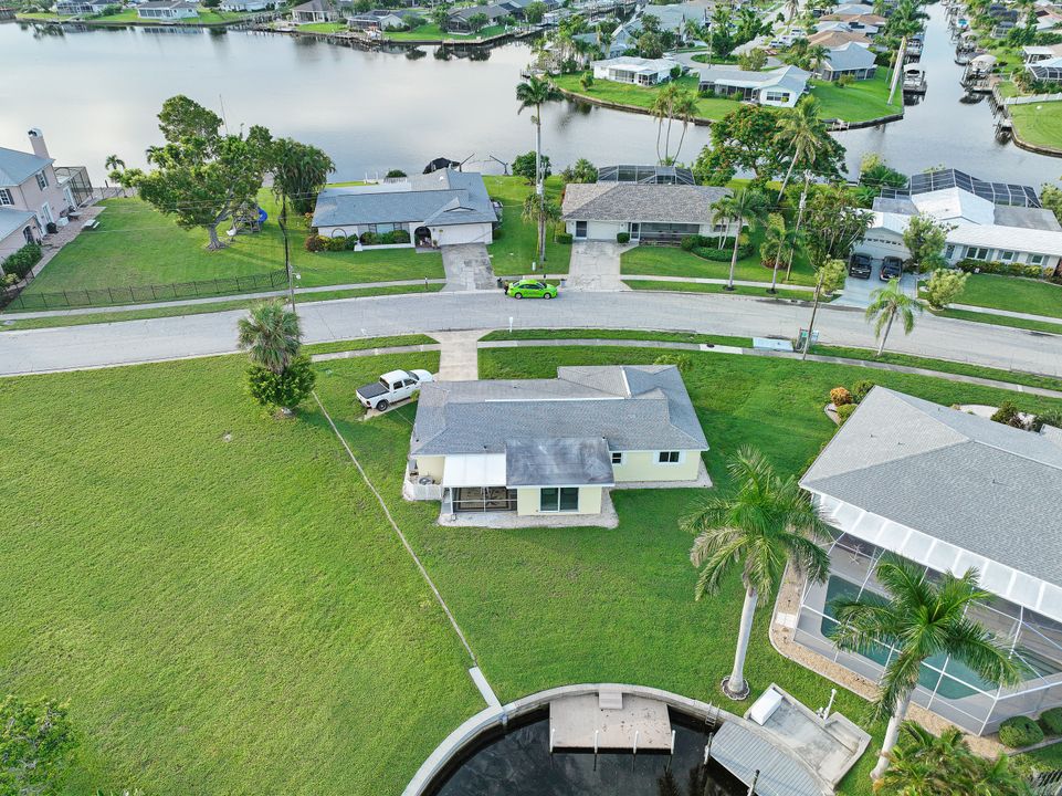 1751 Lakeview Blvd, North Fort Myers, FL 33903