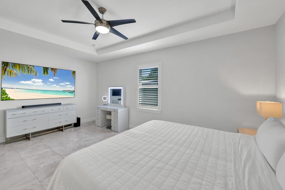 2552 52nd Ave NE, Naples, FL 34120