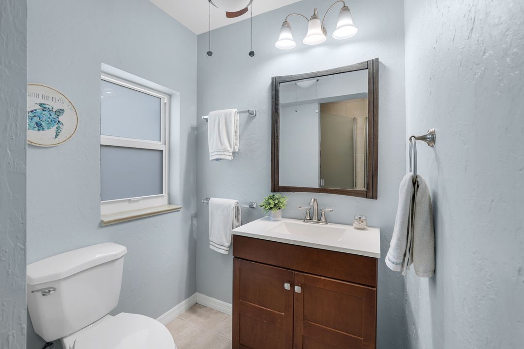 1237 Jamaica Rd, Marco Island, FL 34145