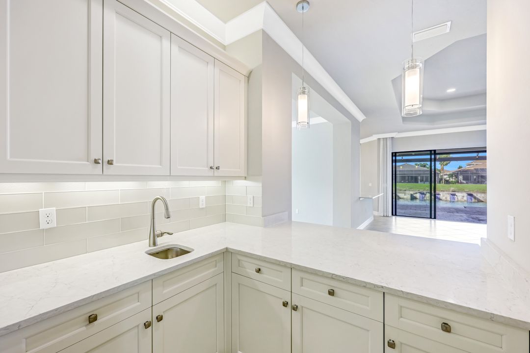 4426 Caldera Cir, Naples, FL 34119