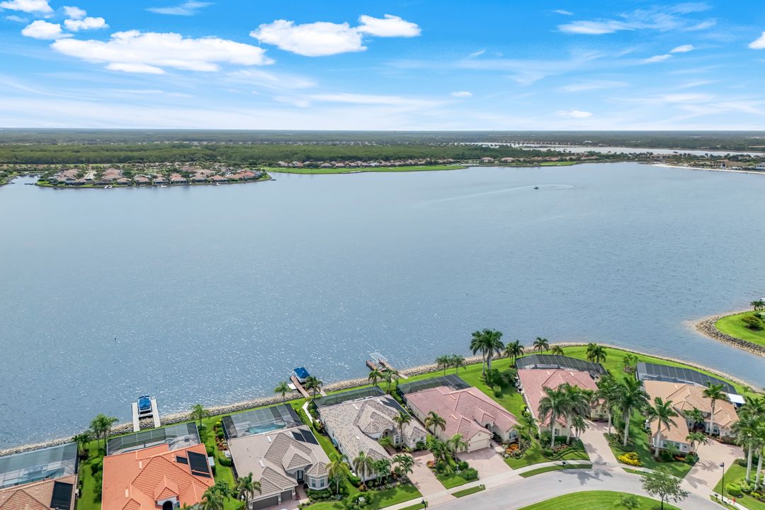 9380 Slate Ct, Naples, FL 34120