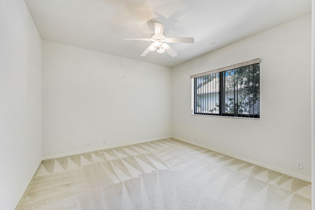 11726 Night Heron Dr, Naples, FL 34119