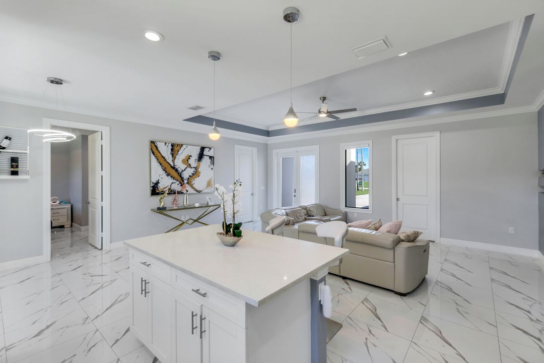 3460 20th Ave NE, Naples, FL 34120