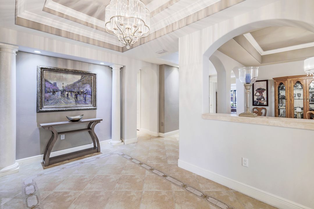 525 Avellino Isles Cir #33101, Naples, FL 34119