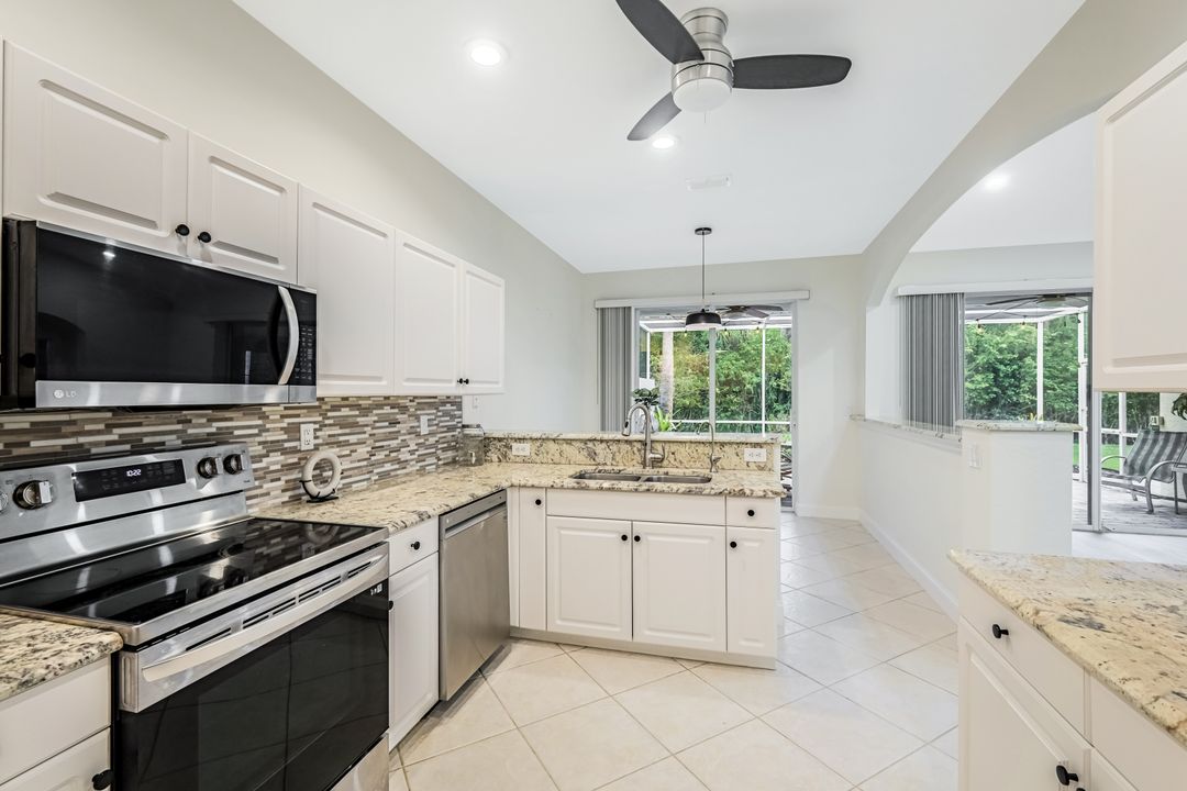 7488 Berkshire Pines Dr, Naples, FL 34104