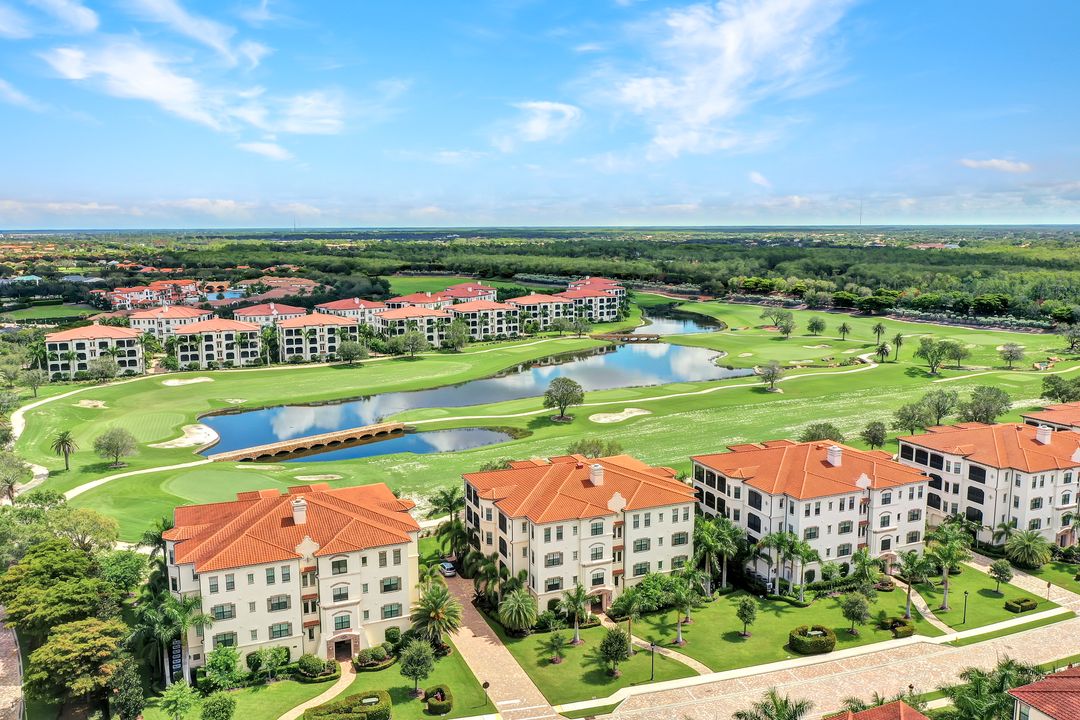 16387 Viansa Wy #302, Naples, FL 34110