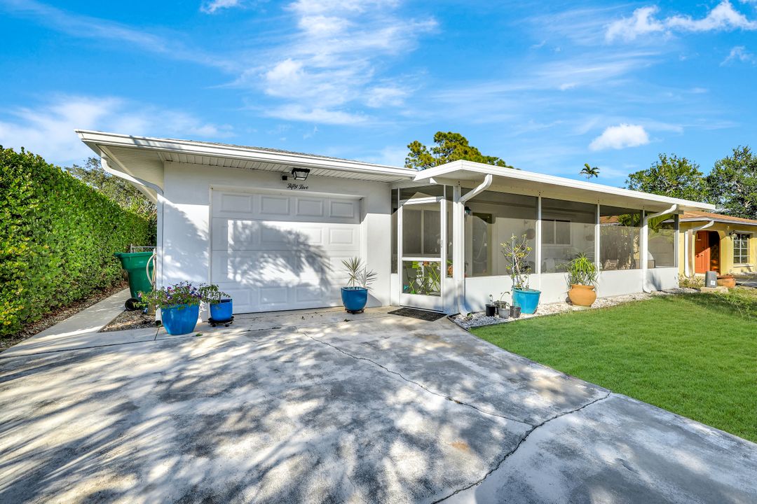 55 9th St, Bonita Springs, FL 34134