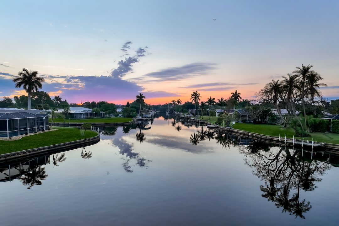 4530 Vinsetta Ave, North Fort Myers, FL 33903