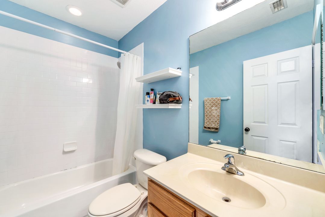 9683 Roundstone Cir, Fort Myers, FL 33967