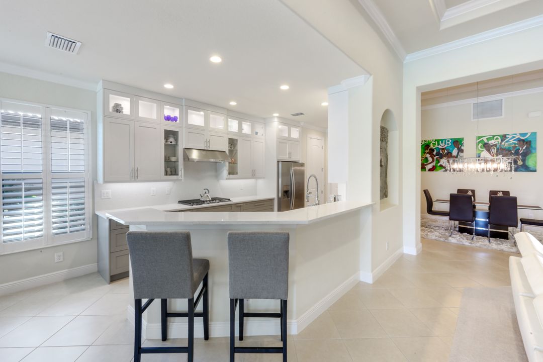 9909 Casabella Way, Bonita Springs, FL 34135