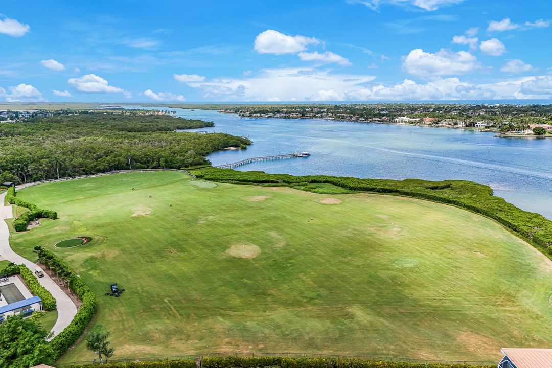 4700 Yacht Harbor Dr #611, Naples, FL 34112