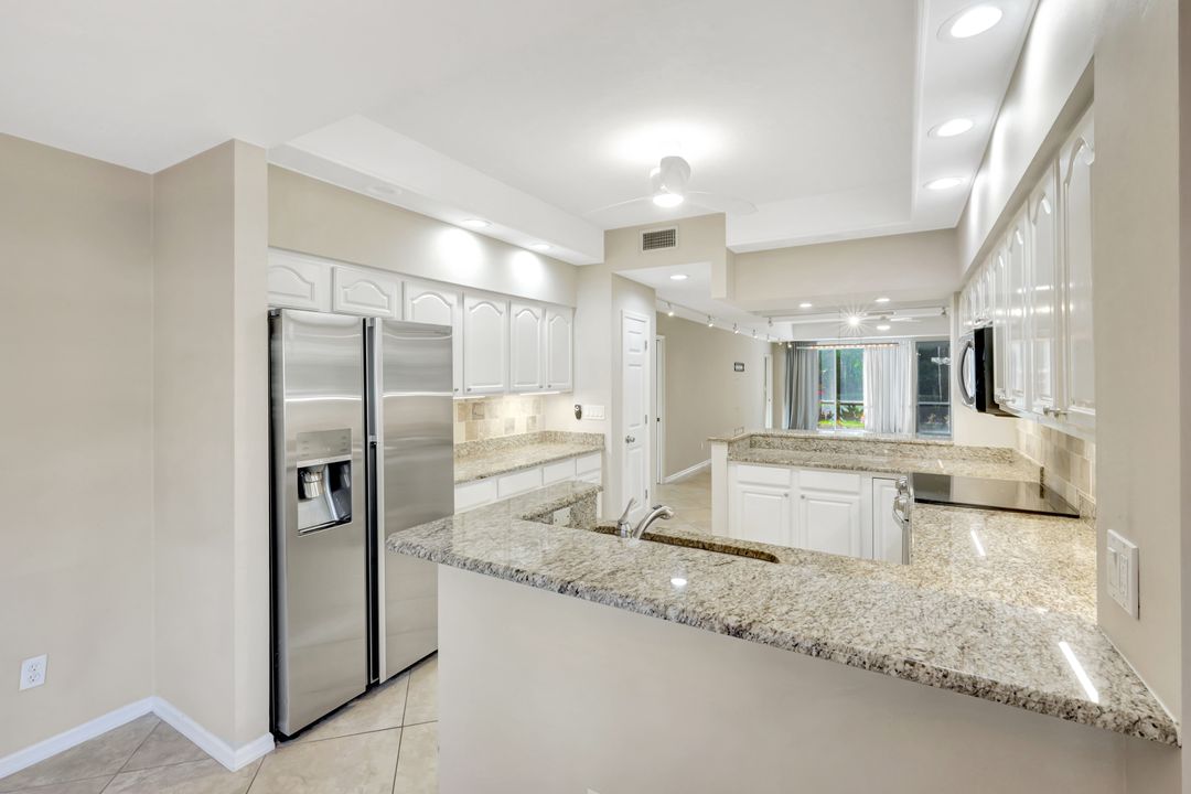 240 Via Perignon, Naples, FL 34119