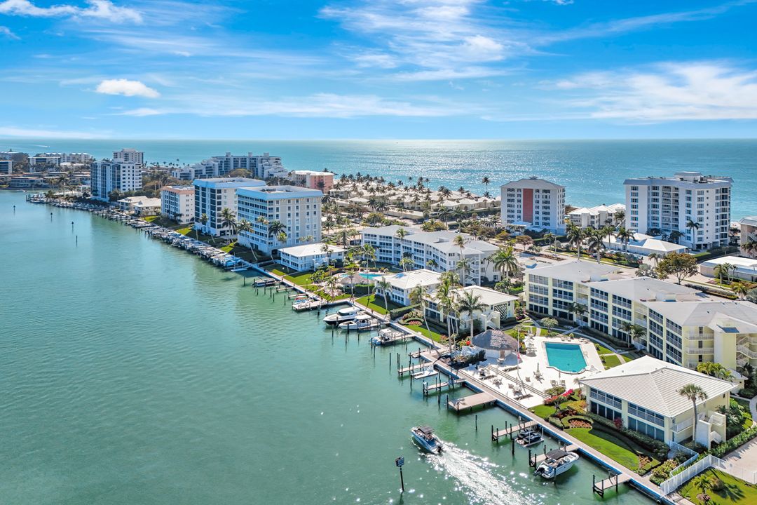 2850 Gulf Shore Blvd N  #201, Naples, FL 34103