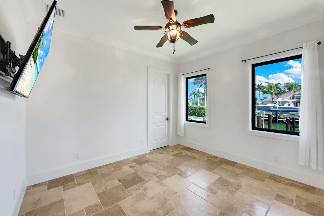 1400 Forrest Ct, Marco Island, FL 34145