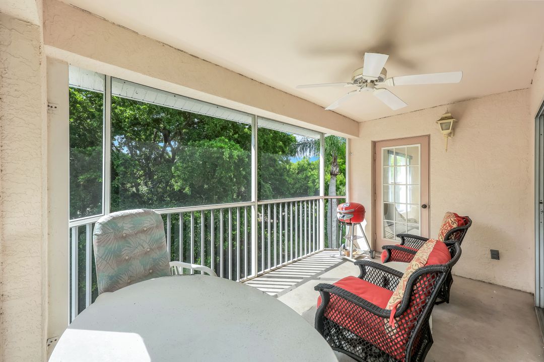 1036 Mainsail Dr #722, Naples, FL 34114
