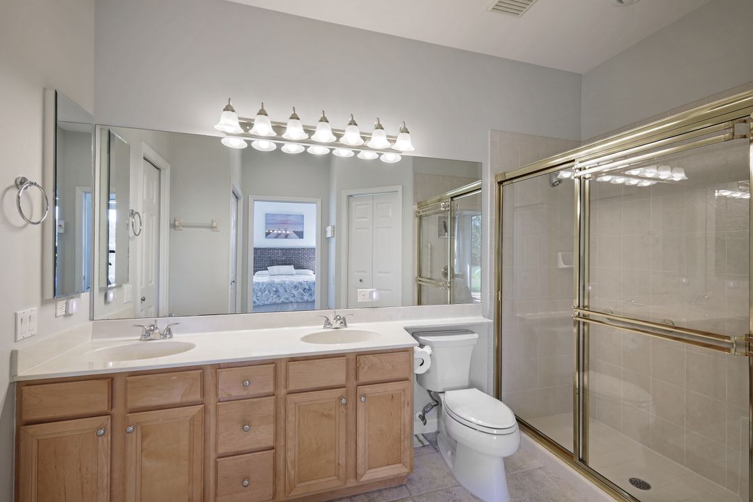 17006 Middlebrook Ct, Fort Myers, FL 33908