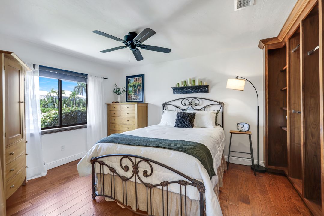 284 Polynesia Ct, Marco Island, FL 34145