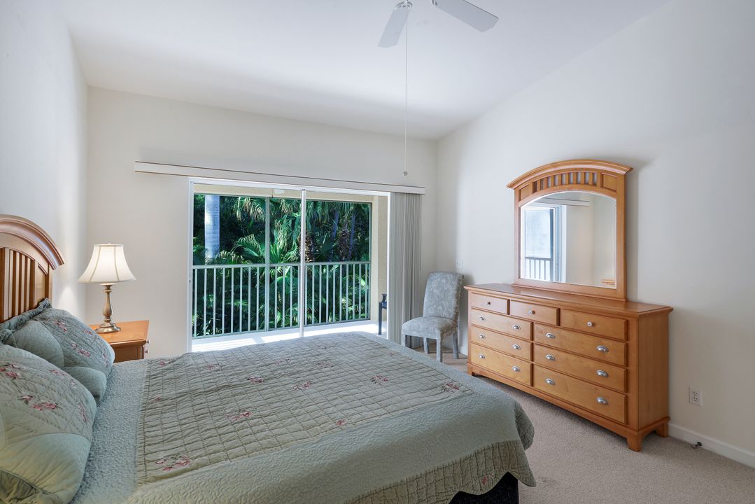 1660 Windy Pines Dr #4, Naples, FL 34112