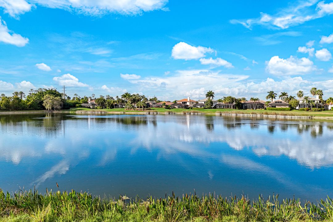 6009 Trophy Dr #802, Naples, FL 34110