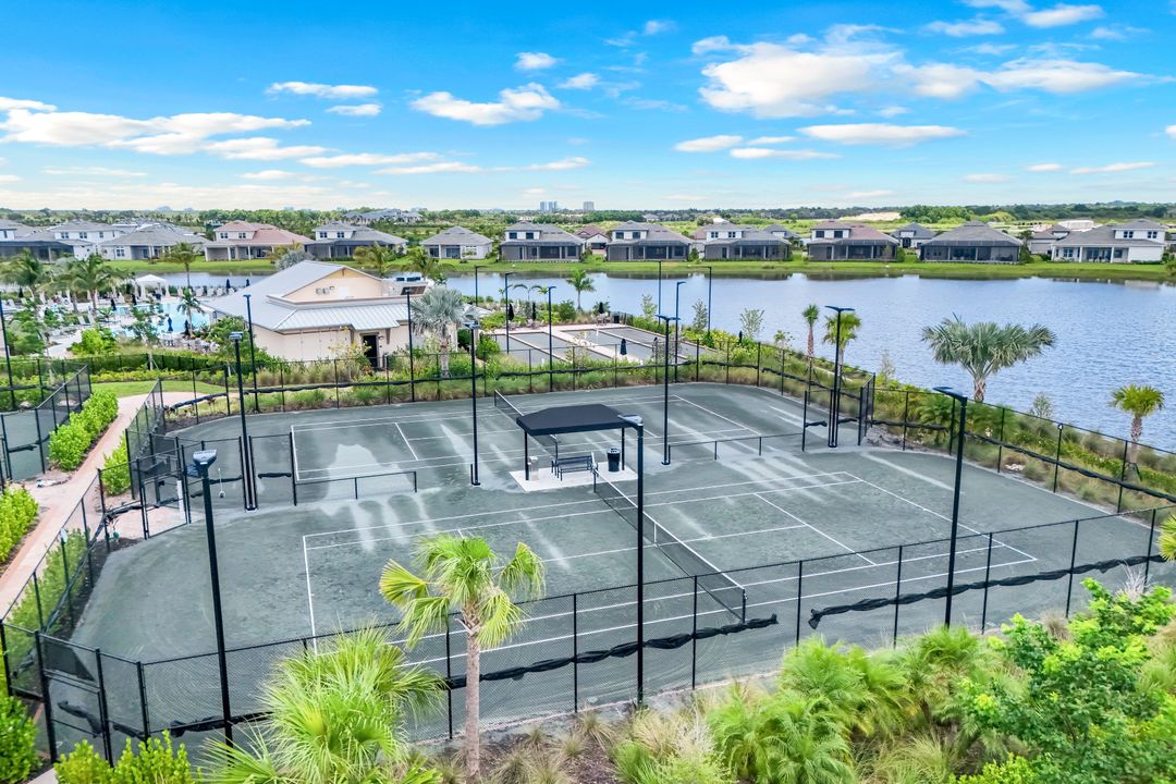 15653 Triesta Ln, Naples, FL 34114
