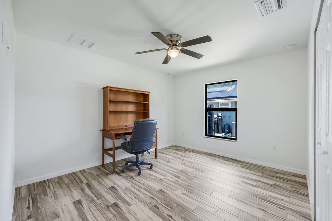 18209 Hawthorne Rd, Fort Myers, FL 33967