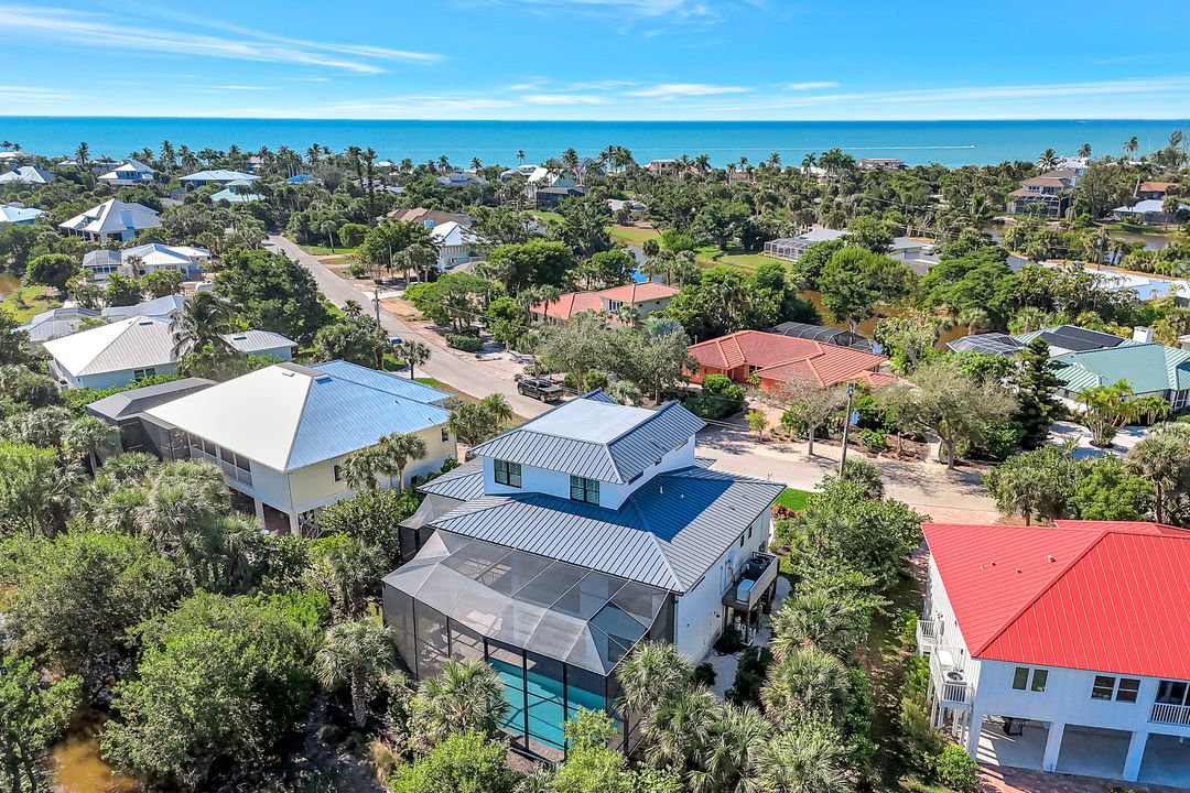 1044 Fish Crow Rd, Sanibel, FL 33957