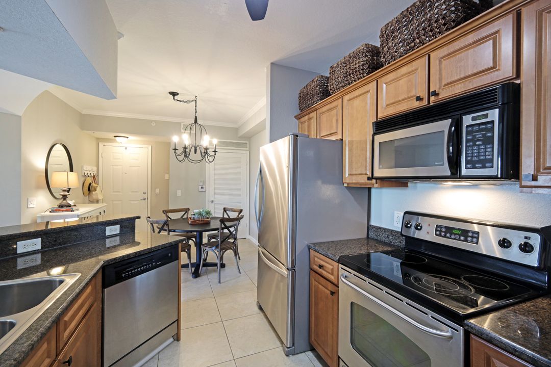 12950 Positano Cir #207, Naples, FL 34105