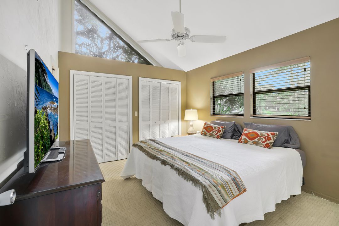 1329 Solana Rd, Naples, FL 34103