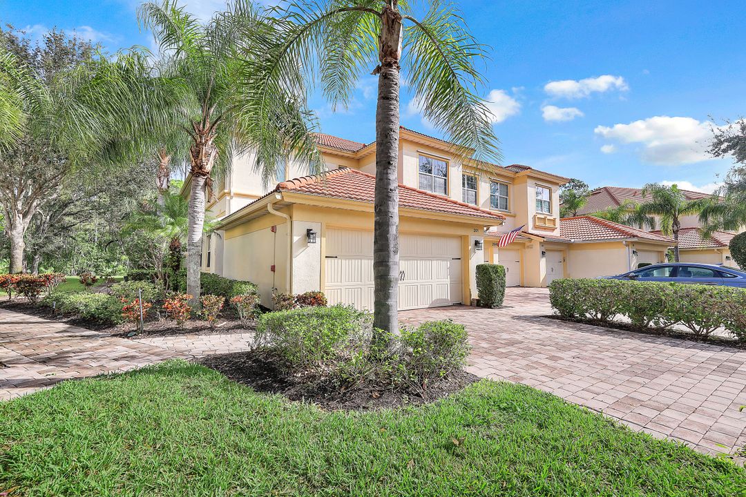 26467 Lucky Stone Rd  #201, Bonita Springs, FL 34135