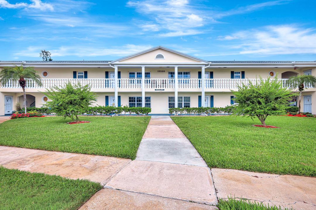 13530 Stratford Pl Cir, Fort Myers, FL 33919