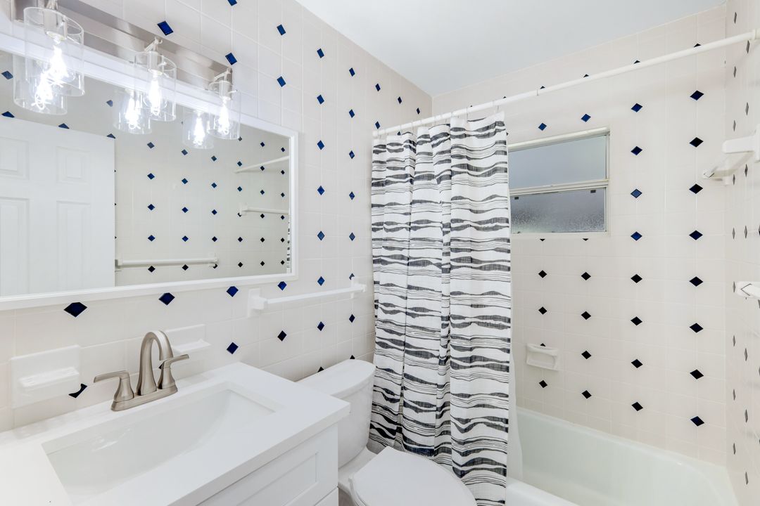 81 9th St, Bonita Springs, FL 34134