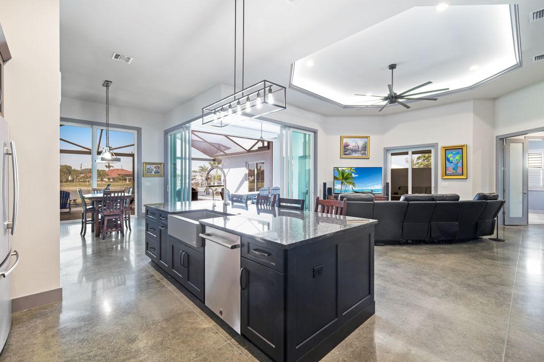 2519 SW 27th Ave, Cape Coral, FL 33914