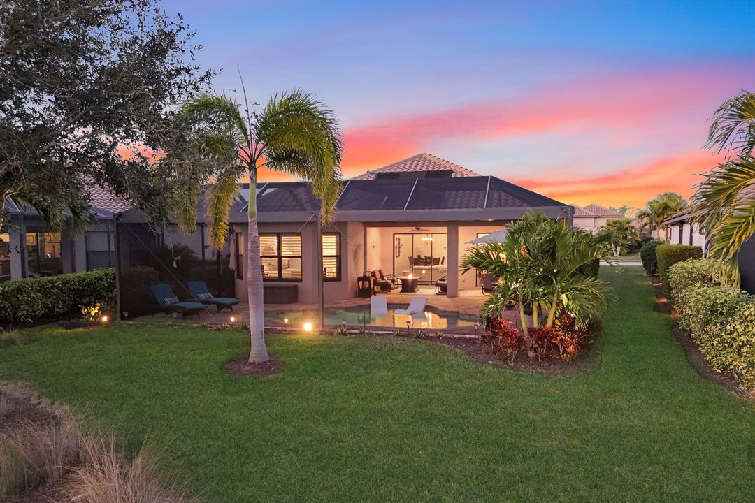 9368 Terresina Dr, Naples, FL 34119